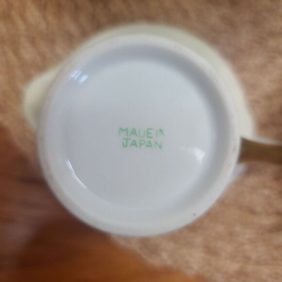 Vintage Porcelain Cream and Sugar Set Made in Japan - Picture 6 of 14